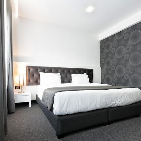 Nova City Garni Hotel Signature Collection Belgrado Exterior foto