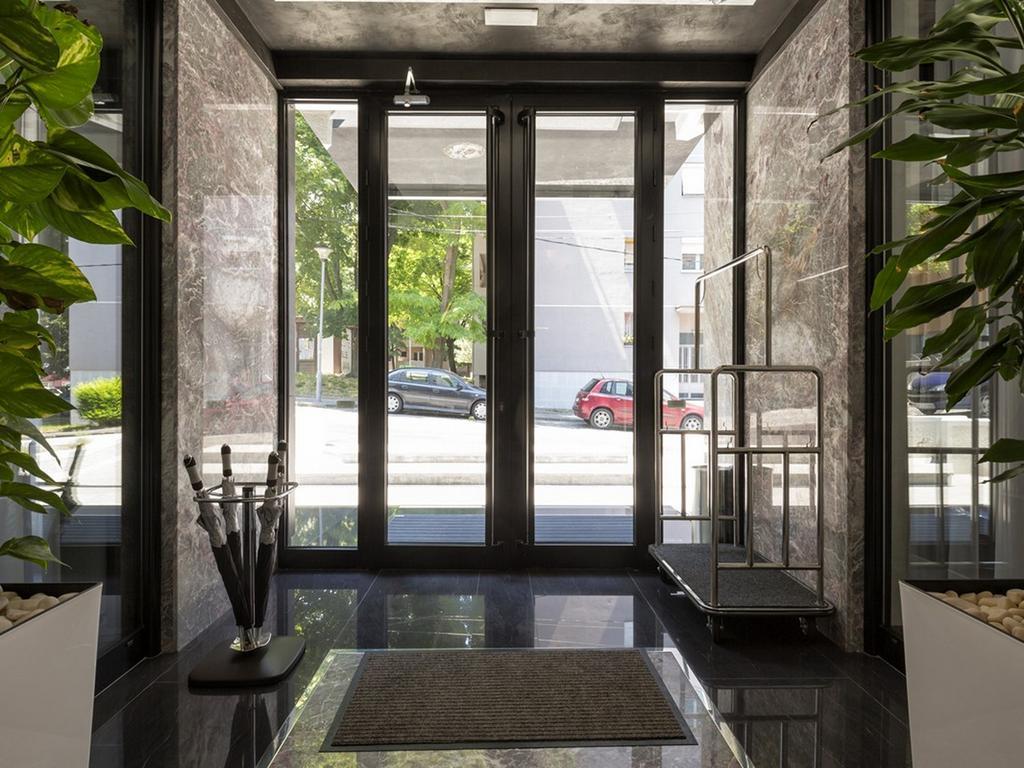 Nova City Garni Hotel Signature Collection Belgrado Exterior foto