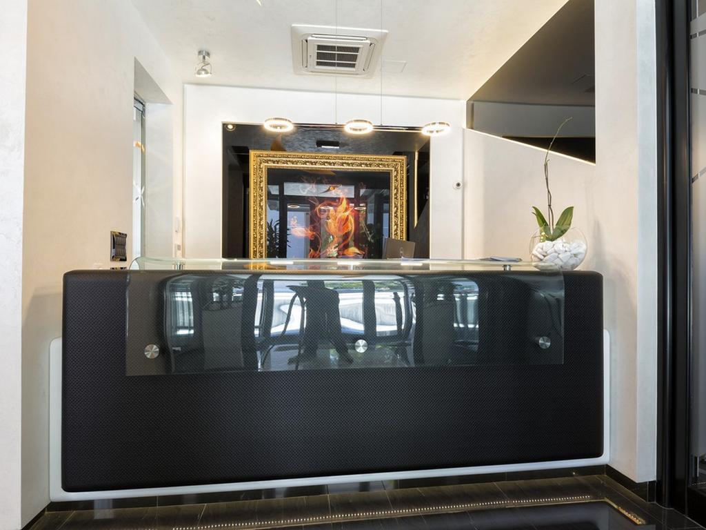Nova City Garni Hotel Signature Collection Belgrado Exterior foto