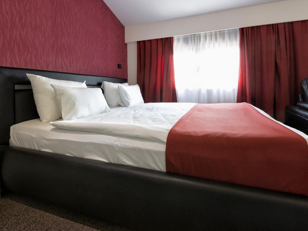 Nova City Garni Hotel Signature Collection Belgrado Exterior foto