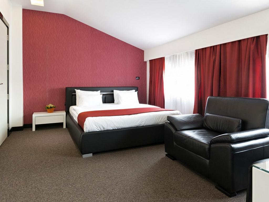 Nova City Garni Hotel Signature Collection Belgrado Exterior foto